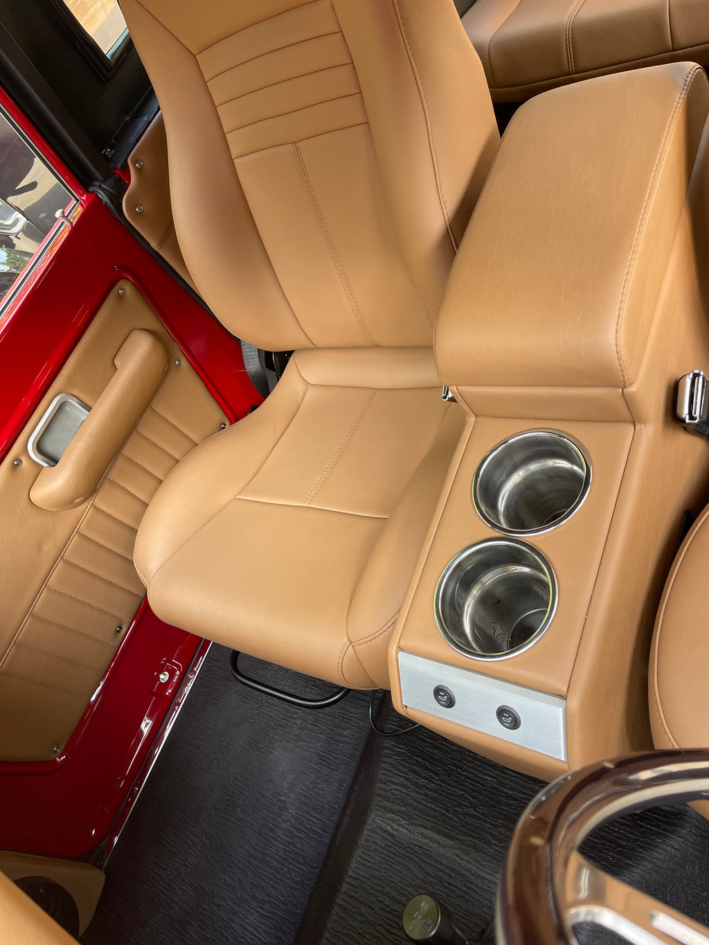 Gen 1 Bronco console